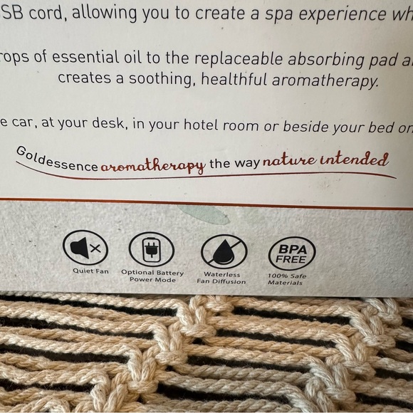 Goldessence Aromas Aromatherapy Portable Diffuser with Easential Oils - Picture 7 of 10